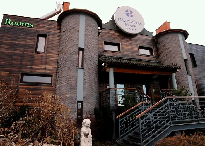 Bed and Breakfast Marcopolo House Warschau